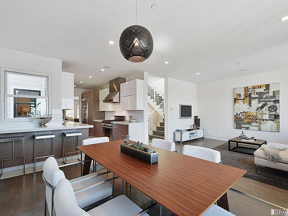 4th image of 1001 Ashbury St
