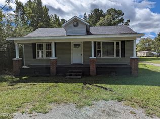 210 E Modlin Rd, Ahoskie, NC 27910