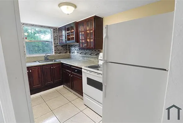 2235 NW 59th Way — Photo 6