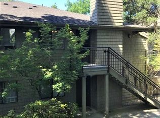 92 Galen Rd, Lake Oswego, OR 97035