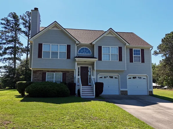 100 Hawthorn Dr, Carrollton, GA 30116