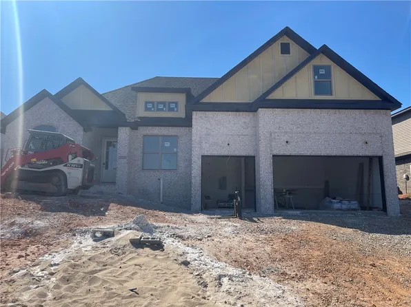 1325 Sweetbriar Cir, Centerton, AR 72719
