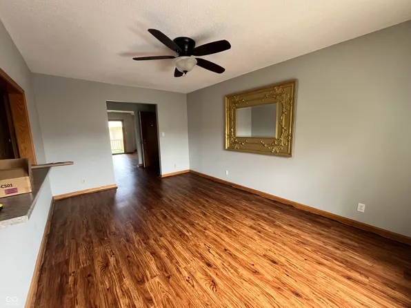 354 Hunters Ln APT C, Carmel, IN 46032