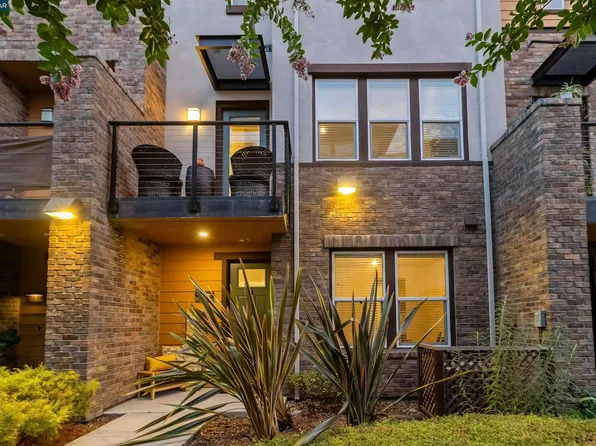 564 San Martin Ter APT 4, Sunnyvale, CA 94085