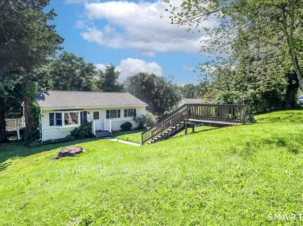 29 Overlook Drive, New Milford, CT 06776