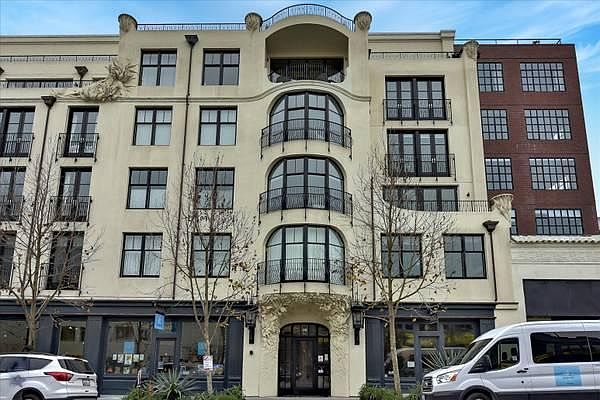 1st image of 1645 Pacific Ave APT 5D
