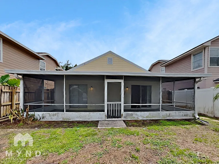 12137 Pilot Ct — Photo 16