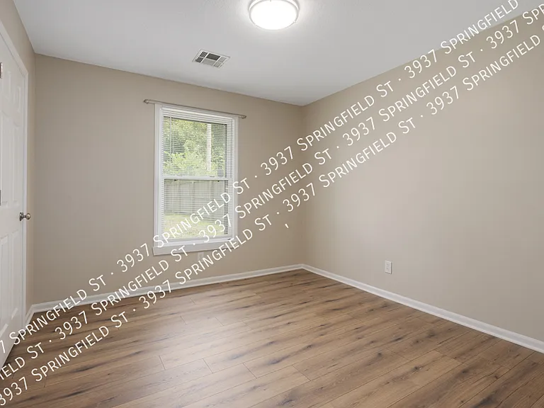 3937 Springfield St — Photo 11