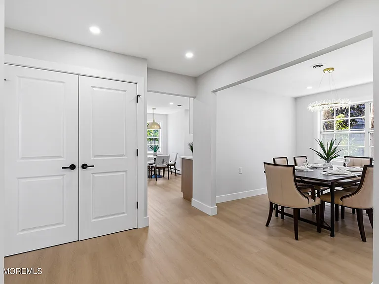 2 Leighton Ln — Photo 15