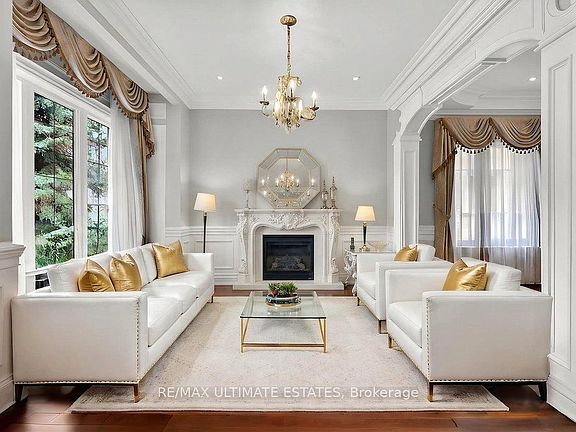4th image of 209 Spring Garden Ave