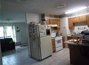5th image of 1806 W Wood St