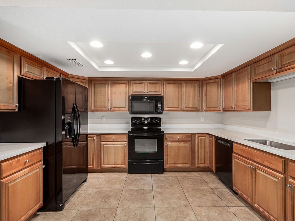 1st image of 5531 W Altadena Ave