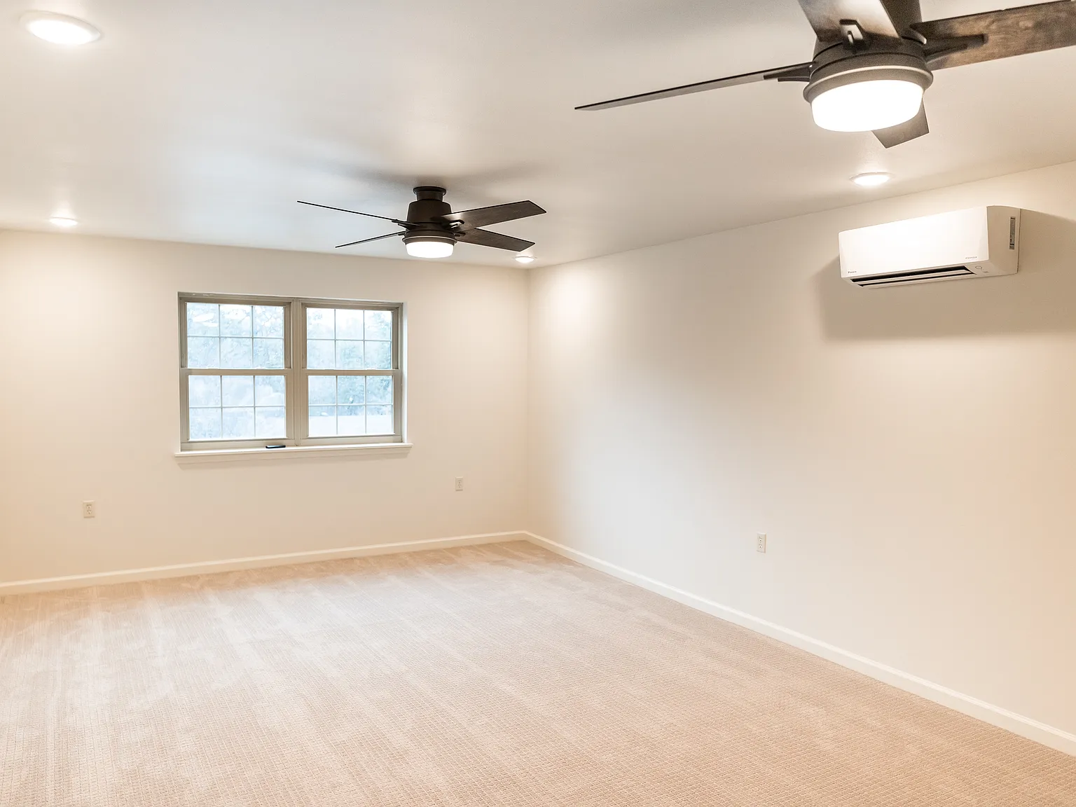 3 bed, 2758 sqft, $2,800 — Photo 3