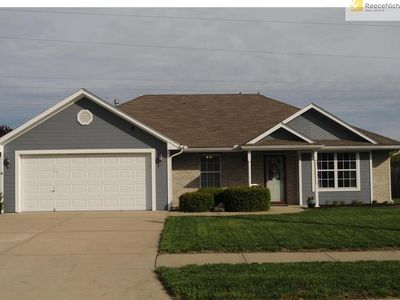 1102 SW Blue Branch Dr, Grain Valley, MO, 64029