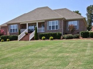 3017 Viewpointe Way, Columbia, TN 38401