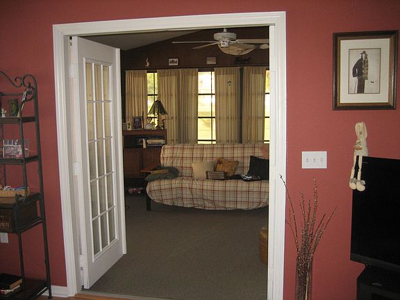 4th image of 2319 NE 40th Ave