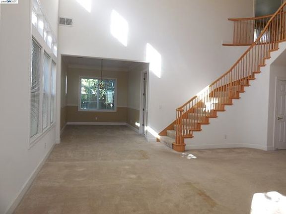 3rd image of 4355 Belcarra Ct