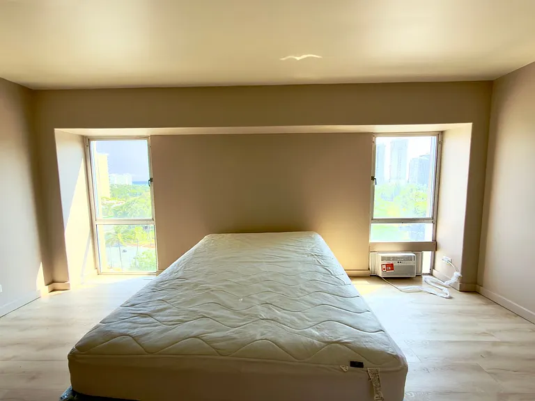 430 Keoniana St #606 — Photo 6