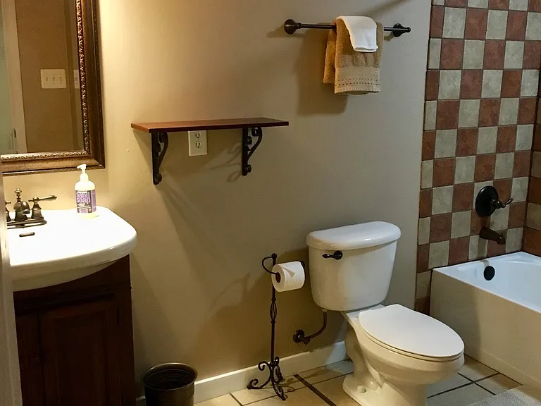 926 Armistead St — Photo 11