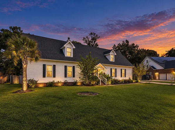 880 Trent St, Charleston, SC 29414
