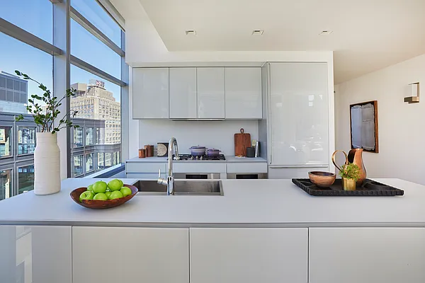 Sold by Douglas Elliman | media 29