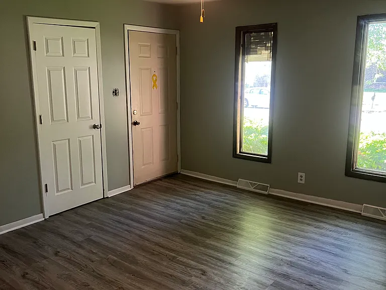 5607 Tulip Ave — Photo 5