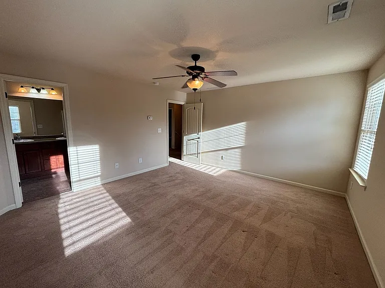 1322 Ingersoll Dr — Photo 21