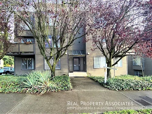 4312 Woodland Park Ave N #306 Photo 1