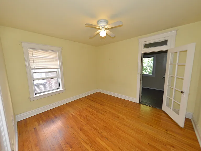 2112 Portis Aveapt #A — Photo 12