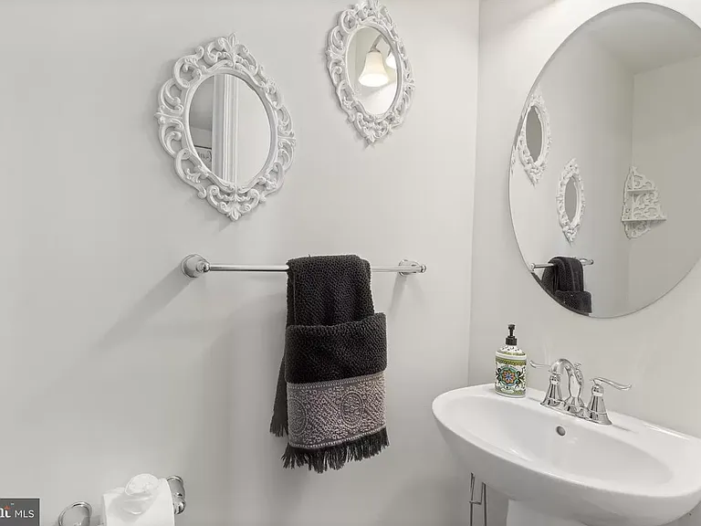1305 Kohana Dr — Photo 14