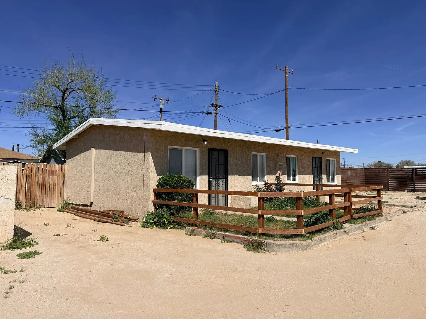 2841 B Street — Photo 2