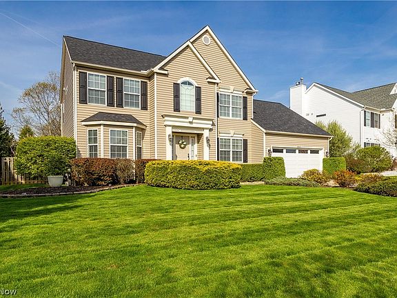 2nd image of 5866 Northampton Dr