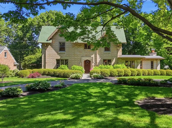 55 Park Rd, Oakwood, OH 45419