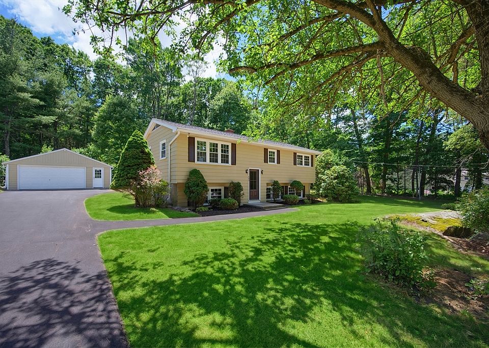 1st image of 385 River Rd