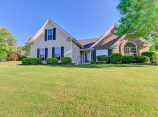 712 Fairmont Park Dr, Dacula, GA 30019