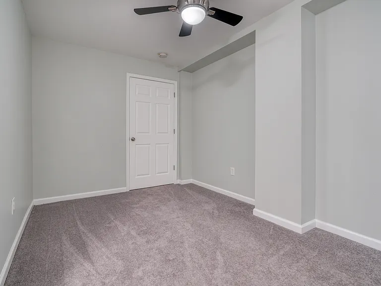 36 N Ellwood Ave — Photo 23