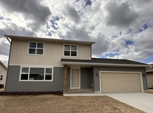 1024 McNish Ct, Sheboygan Falls, WI 53085