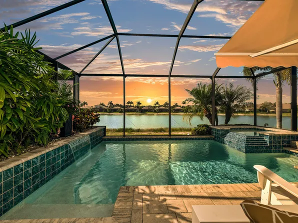 14815 Edgewater Cir, Naples, FL 34114