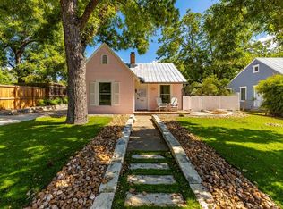 305 Rose St, Fredericksburg, TX 78624