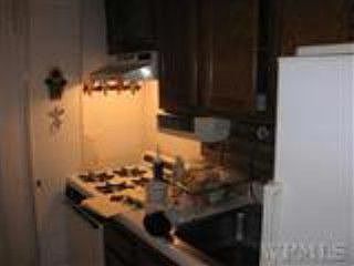 4th image of 55 Ehrbar Ave #1K