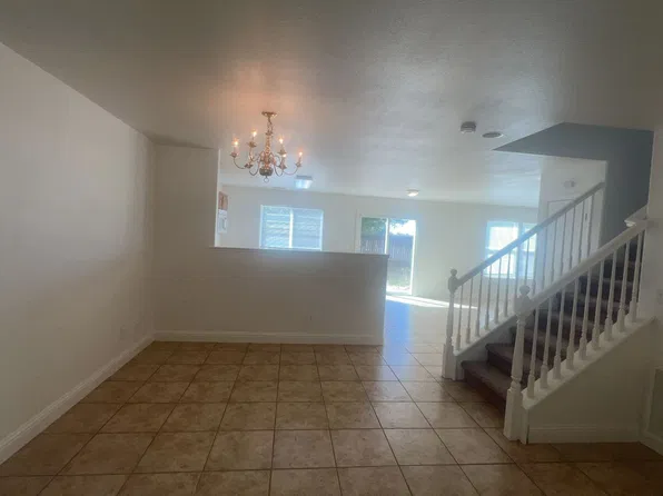 133 Pyramid Ct, Merced, CA 95341