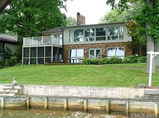 3986 Lake Shore Rd S, Denver, NC 28037