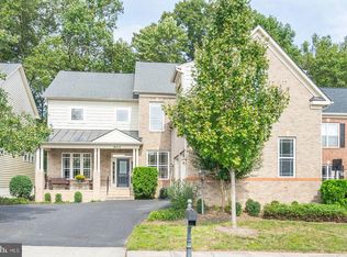 8412 Sego Lily Ct, Lorton, VA 22079