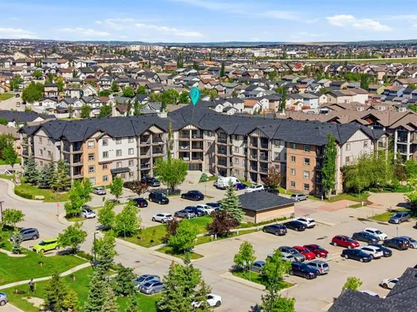 60 E Panatella St NW #4208, Calgary, AB T3K 0M1