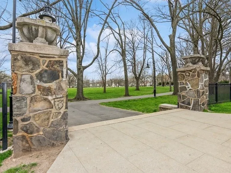 215 Harrison Ave #1 — Photo 29