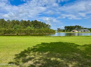 4042 Reunion Pointe Lane, New Bern, NC 28562