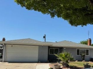 4914 E Weathermaker Ave, Fresno, CA 93727