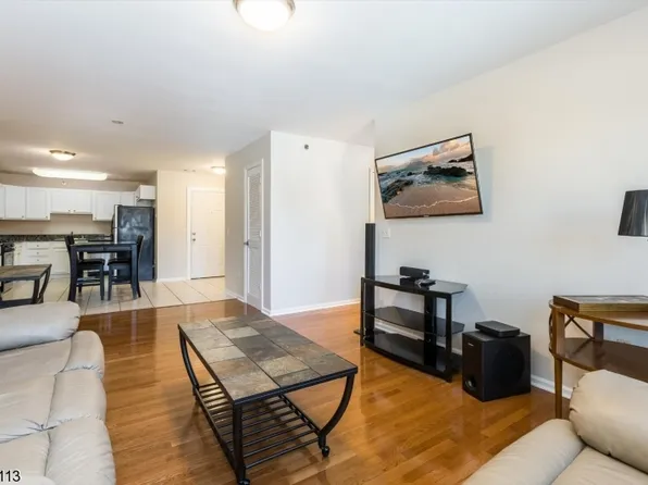 110 Orange St #10, Bloomfield Twp., NJ 07003