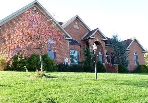 2nd image of 568 Villa Vista Ave