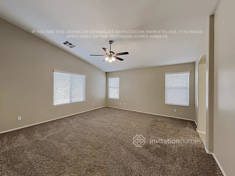 32634 N Cherry Creek Rd — Photo 8